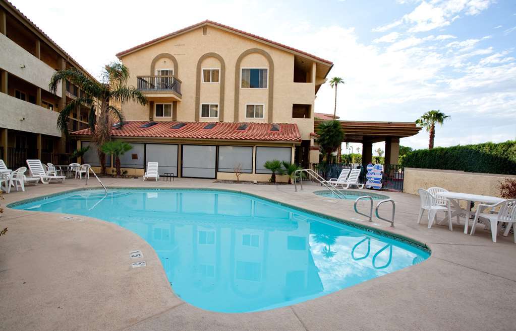 Red Lion Inn & Suites Cathedral City Palm Springs 設備 写真